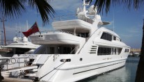 Yacht LADY DAHLIA - Image by LiveYachting